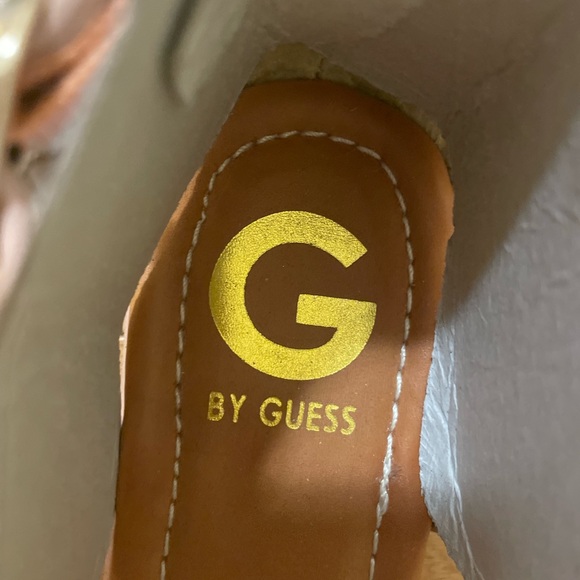 NWOT G by Guess open-toed sandals NEVER WORN - Picture 6 of 6